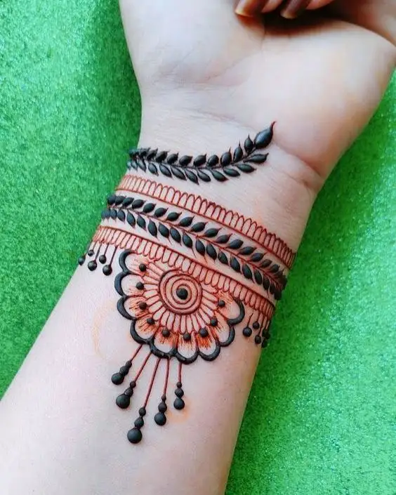 normal mehndi design