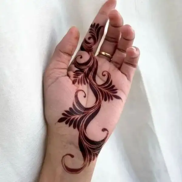 aesthetic mehndi design front hand