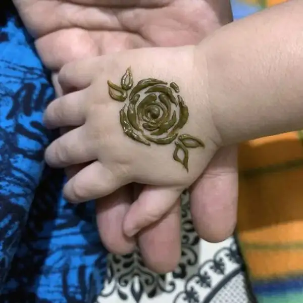 cute easy mehndi designs for kids