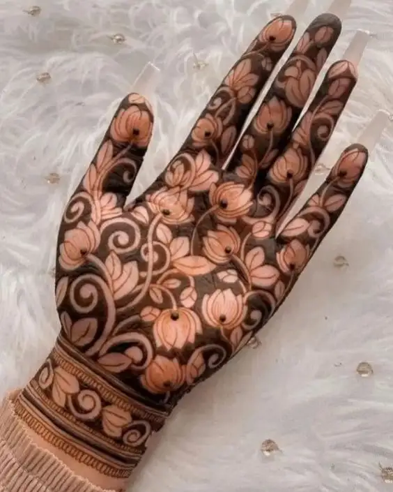 aesthetic mehndi design front hand
