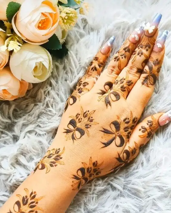 normal mehndi design