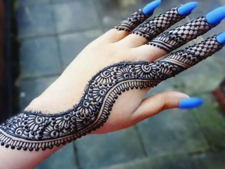 normal mehndi design