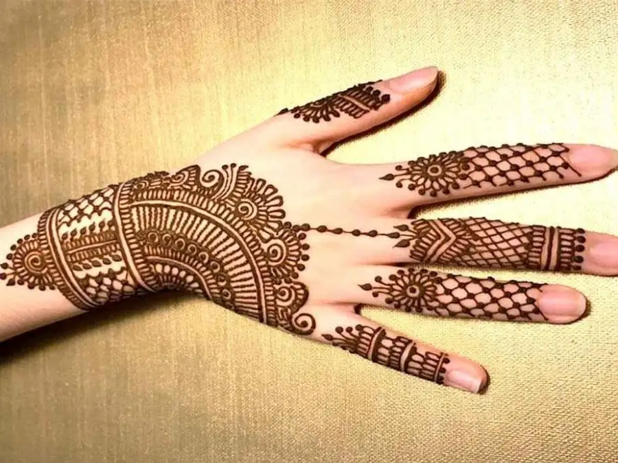 normal mehndi design