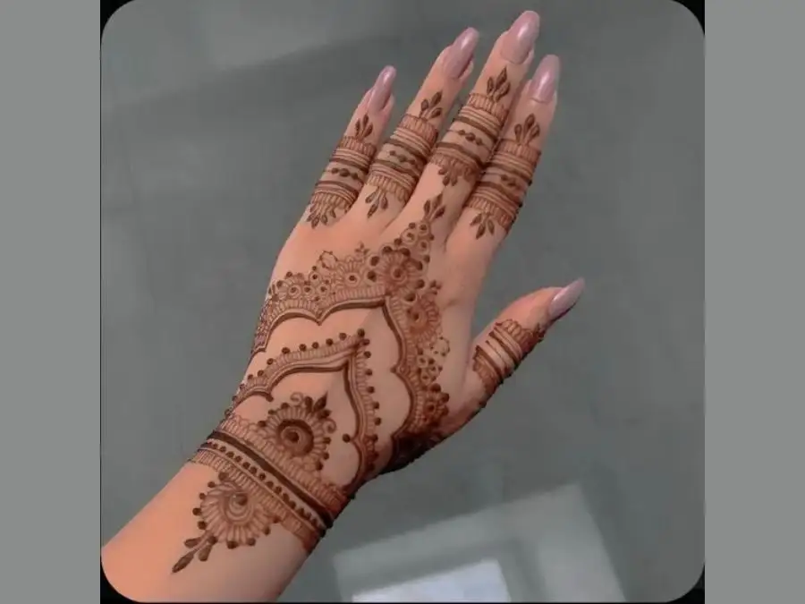 aesthetic mehndi design front hand