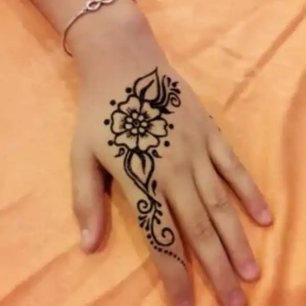cute easy mehndi designs for kids