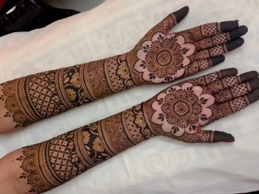 normal mehndi design