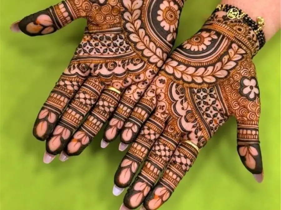 normal mehndi design