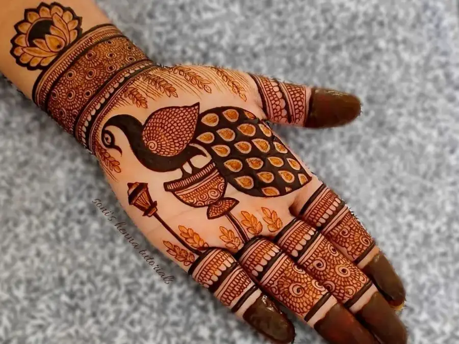 aesthetic mehndi design front hand
