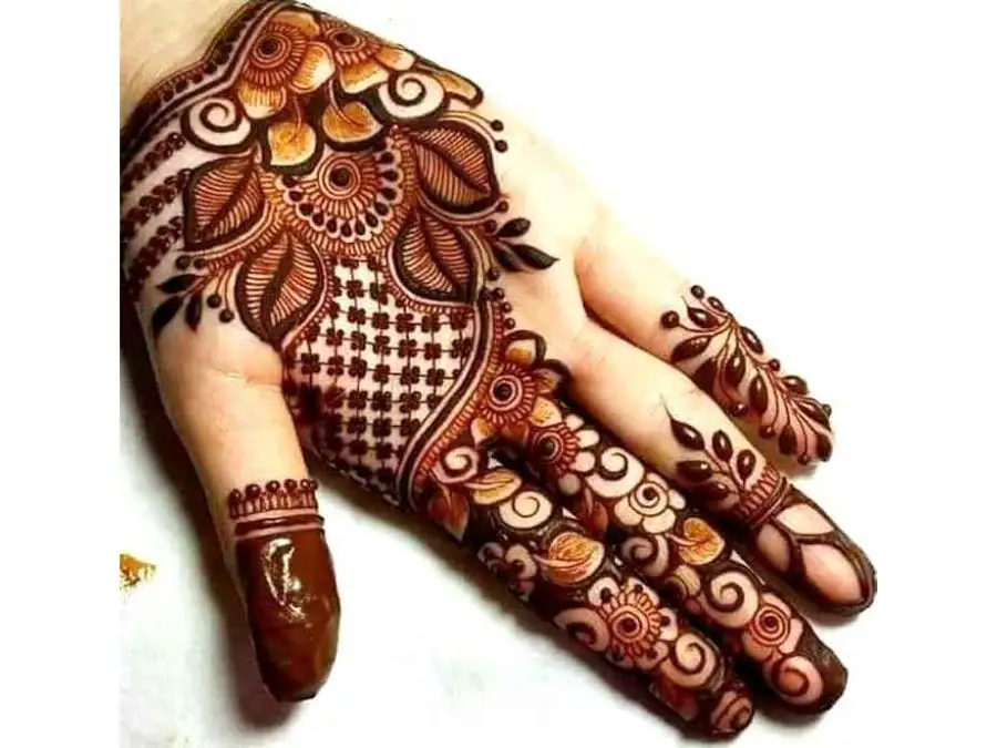 normal mehndi design