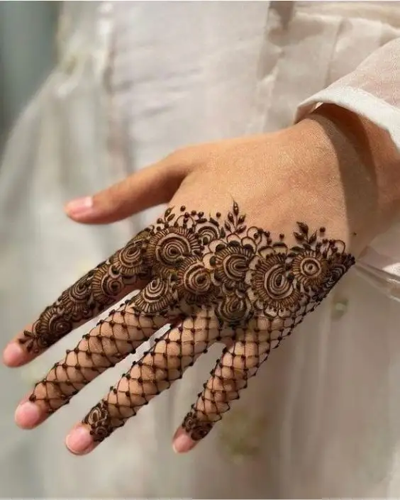 normal mehndi design