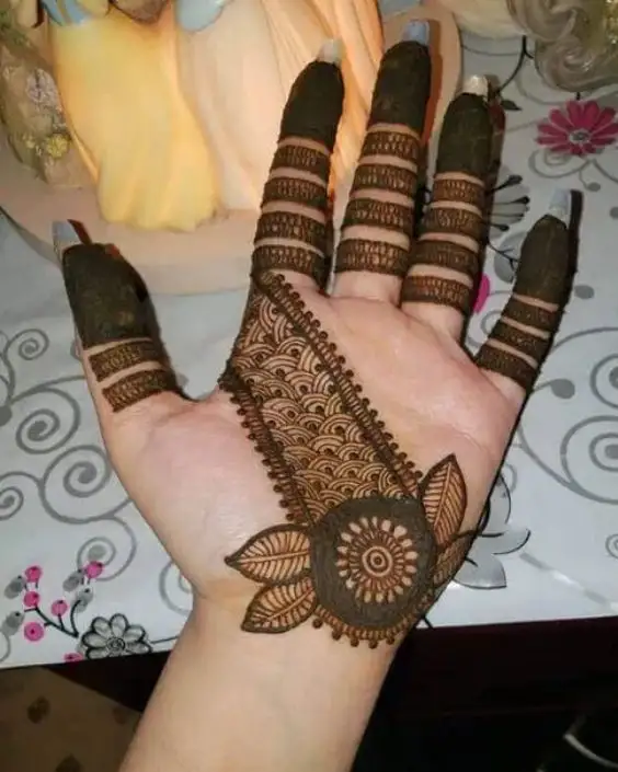aesthetic mehndi design front hand
