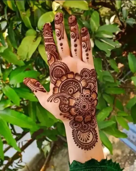 simple mehndi design