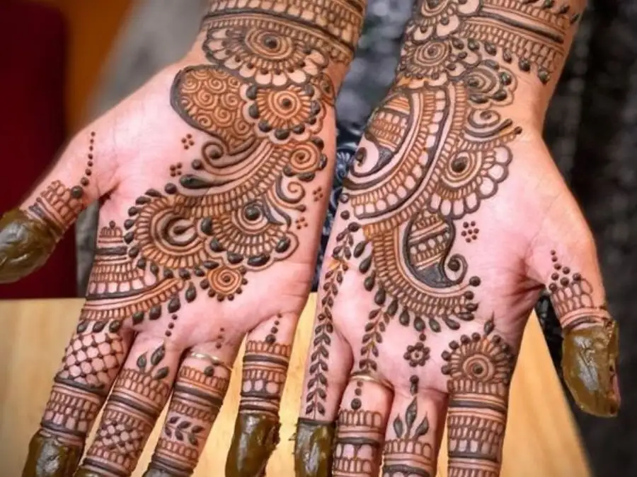normal mehndi design