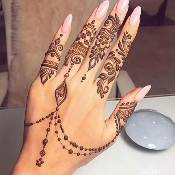 normal mehndi design