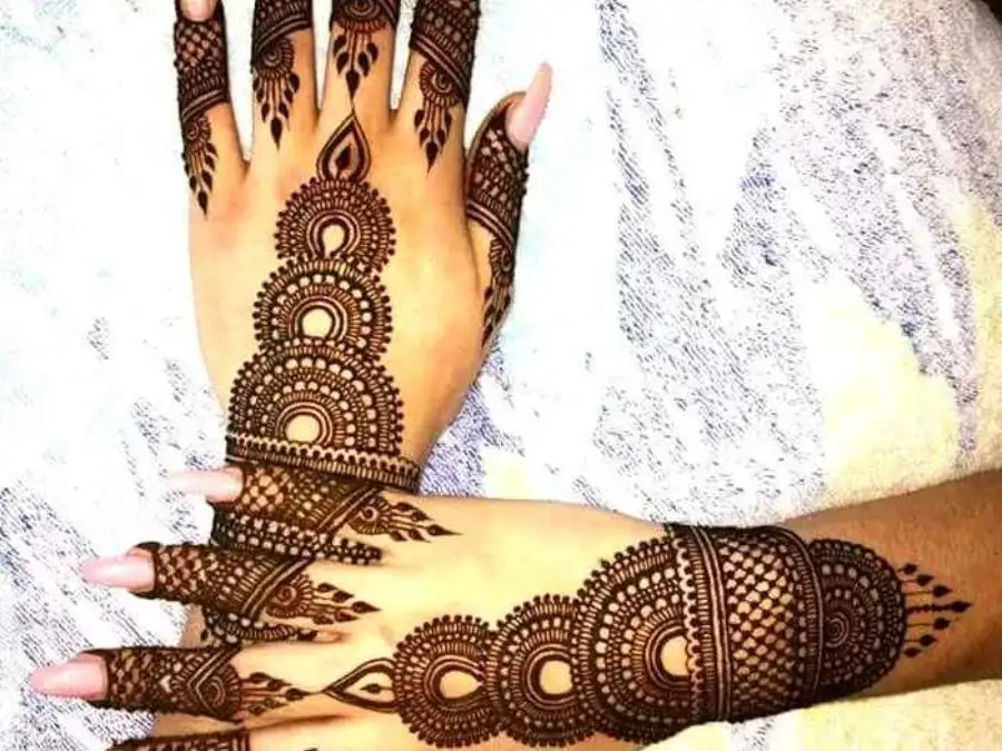 normal mehndi design