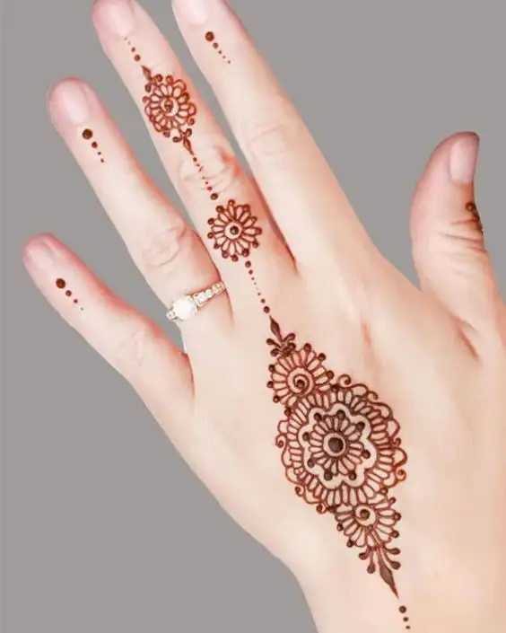 normal mehndi design