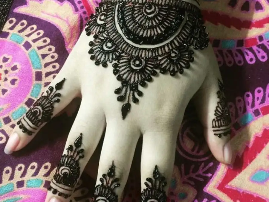 cute easy mehndi designs for kids