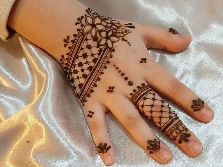 cute easy mehndi designs for kids