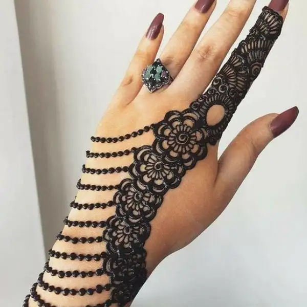 normal mehndi design