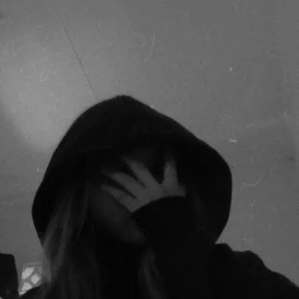 black profile pic girl