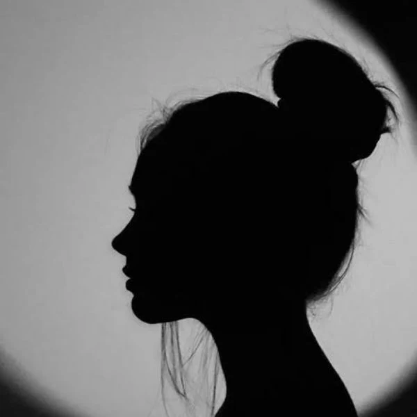 black profile pic girl