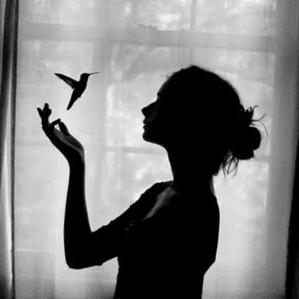 black profile pic girl