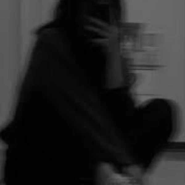 black profile pic girl