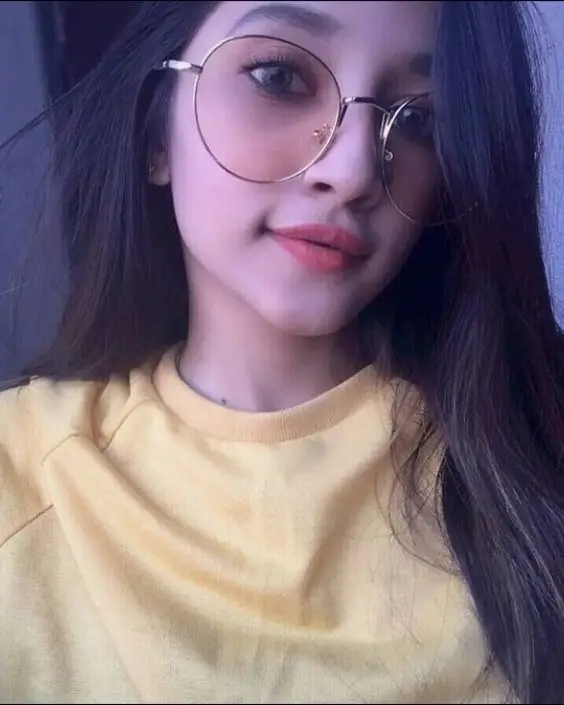 দুষ্ট মেয়েদের পিক