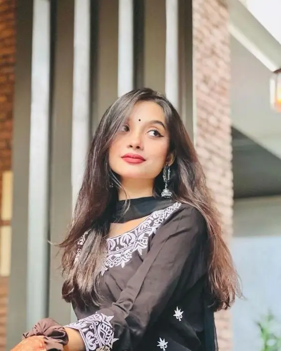 দুষ্ট মেয়েদের পিক