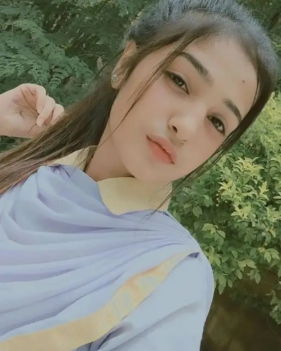 দুষ্ট মেয়েদের পিক