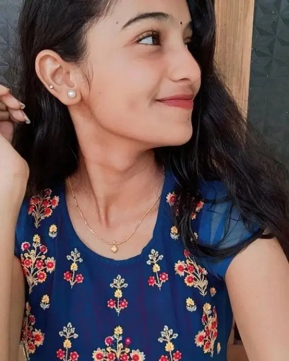 দুষ্ট মেয়েদের পিক