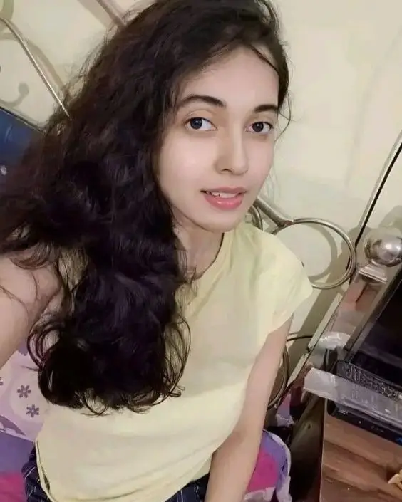 দুষ্ট মেয়েদের পিক