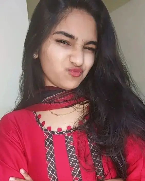 দুষ্ট মেয়েদের পিক