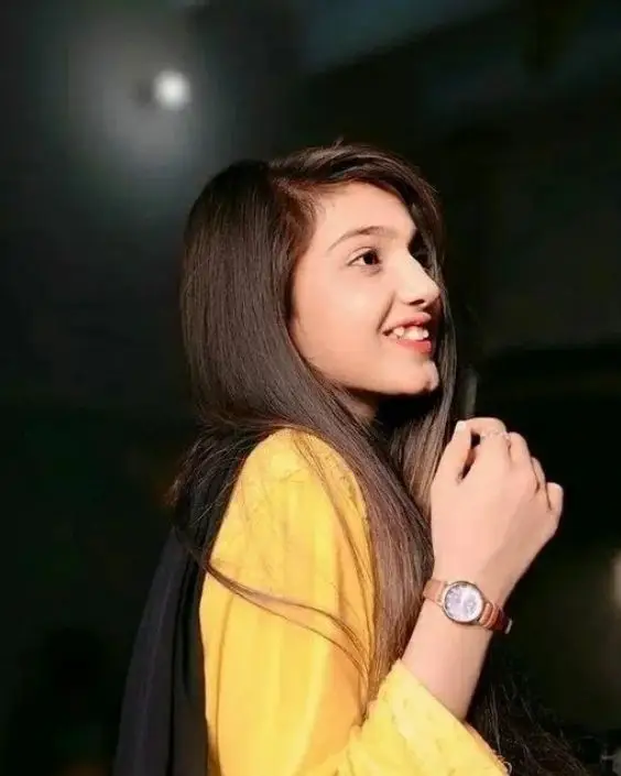 দুষ্ট মেয়েদের পিক