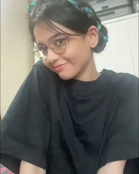 দুষ্ট মেয়েদের পিক