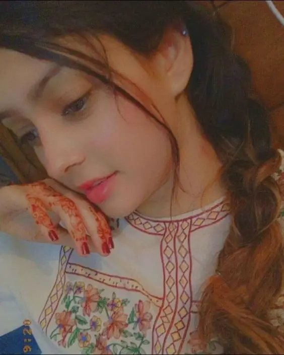 দুষ্ট মেয়েদের পিক