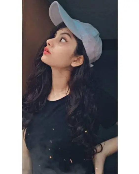 দুষ্ট মেয়েদের পিক