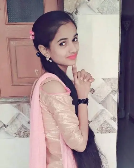 দুষ্ট মেয়েদের পিক