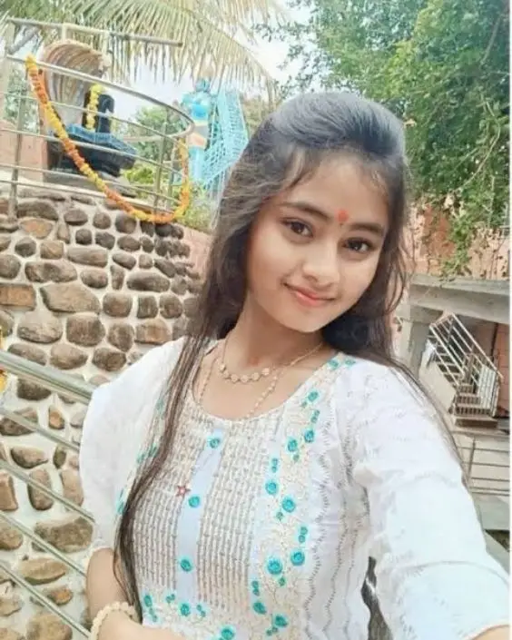 দুষ্ট মেয়েদের পিক