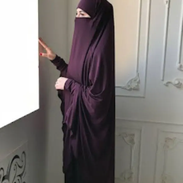 বোরকা পরা পিক