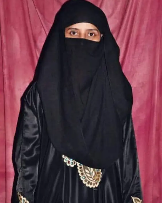 বোরকা পরা পিক