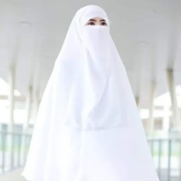 বোরকা পরা পিক