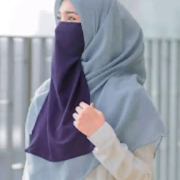 বোরকা পরা পিক