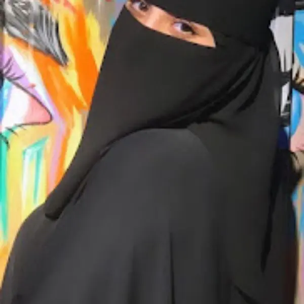 বোরকা পরা পিক