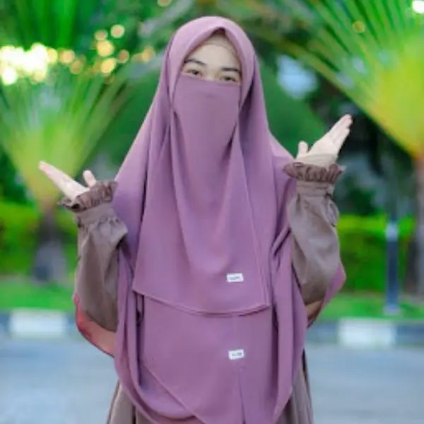 বোরকা পরা পিক