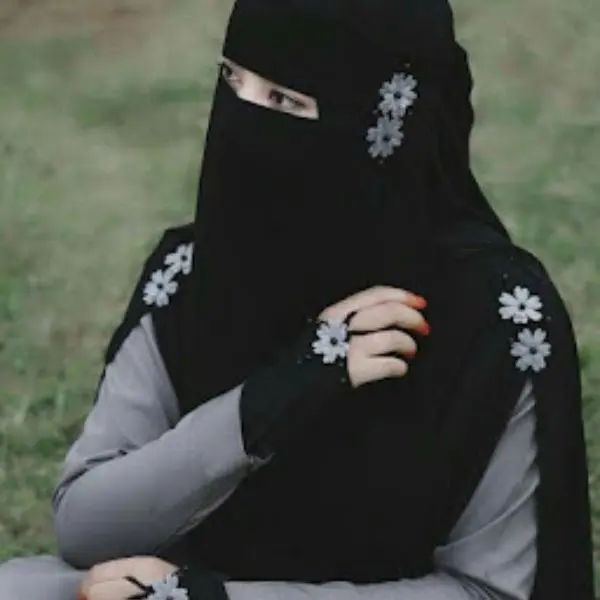 বোরকা পরা পিক