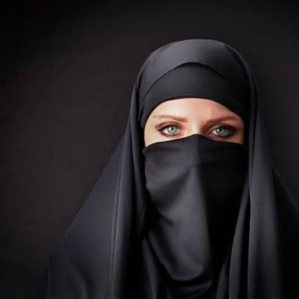 বোরকা পরা পিক