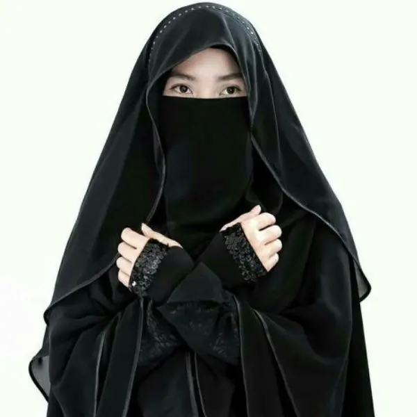 বোরকা পরা পিক