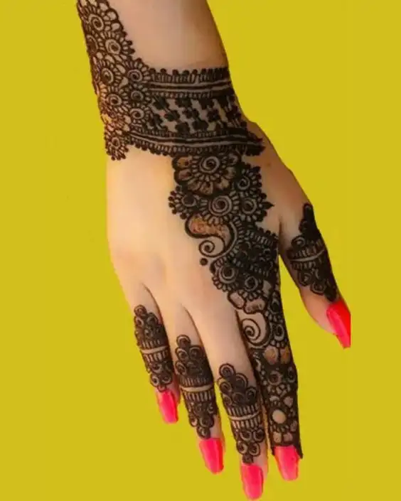 ব্রাইডাল মেহেদী ডিজাইন