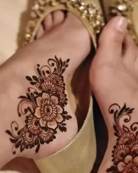 ব্রাইডাল মেহেদী ডিজাইন